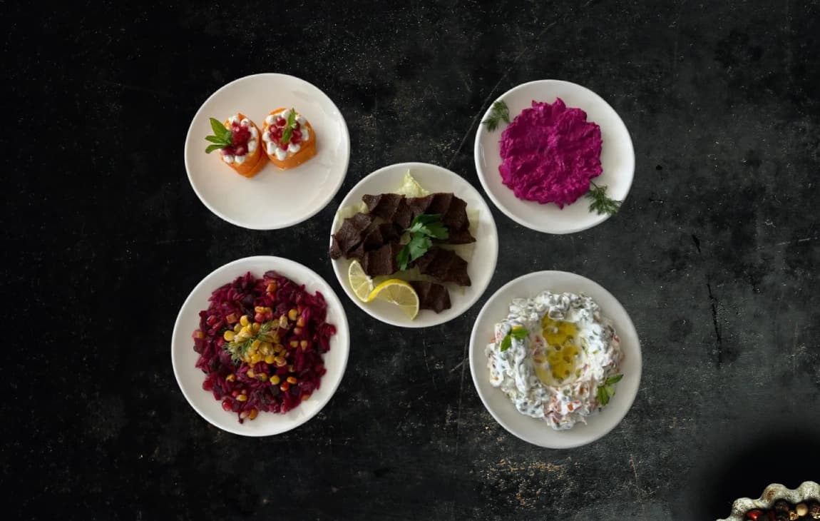 Zeytinyağlı ve yoğurtlu meze çeşitleri